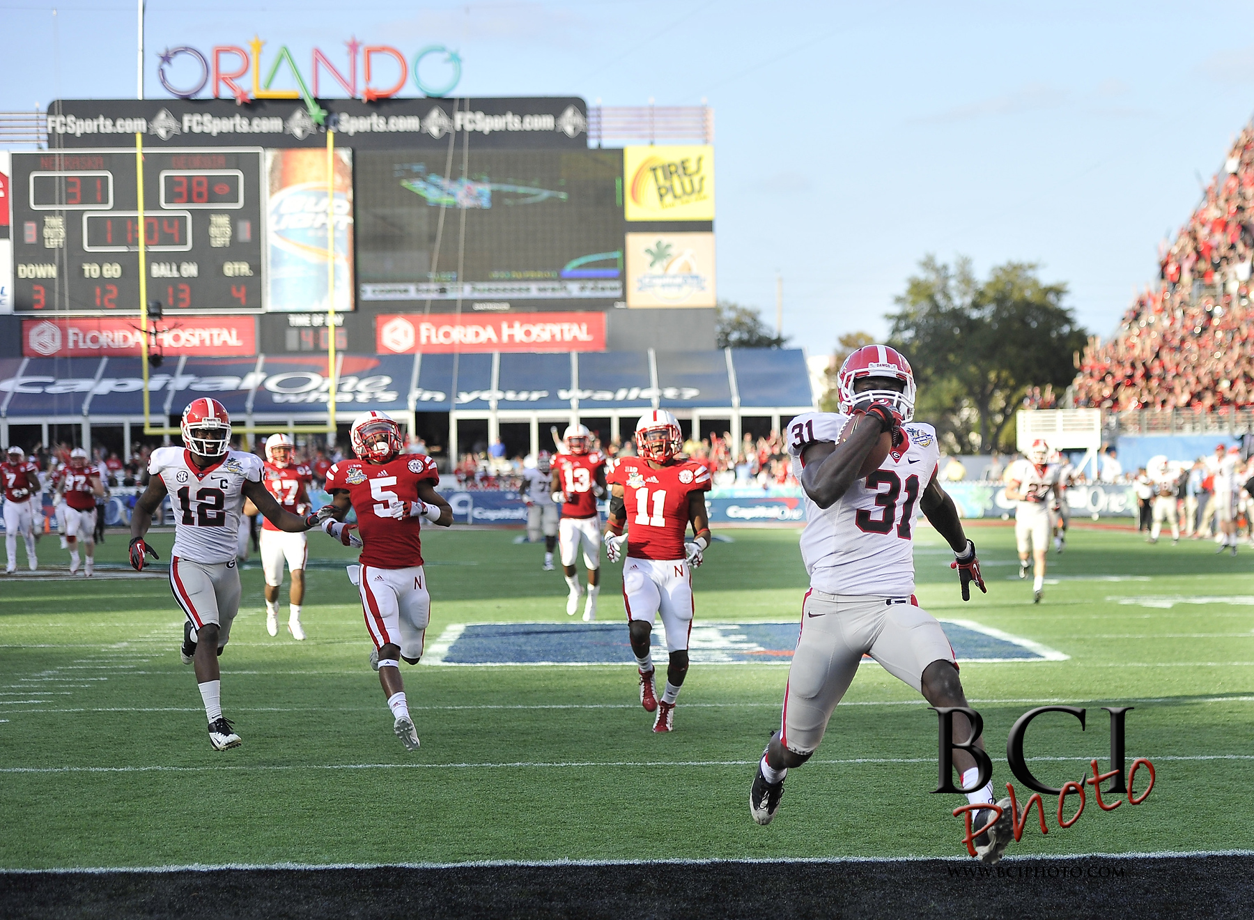 Capital One Bowl Game a Thriller as Georgia Defeats Nebraska