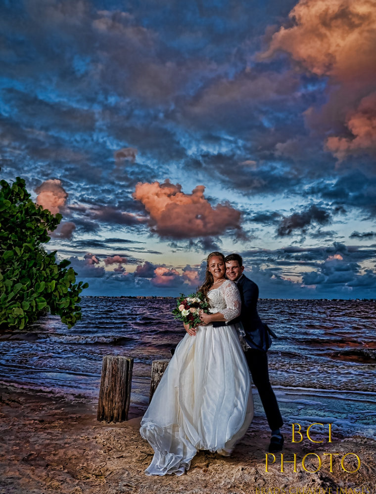 Windy Wedding at Indian Riverside Park